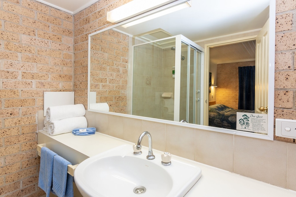 Deluxe Room, Non Smoking (Deluxe Room With Bath) photo 3