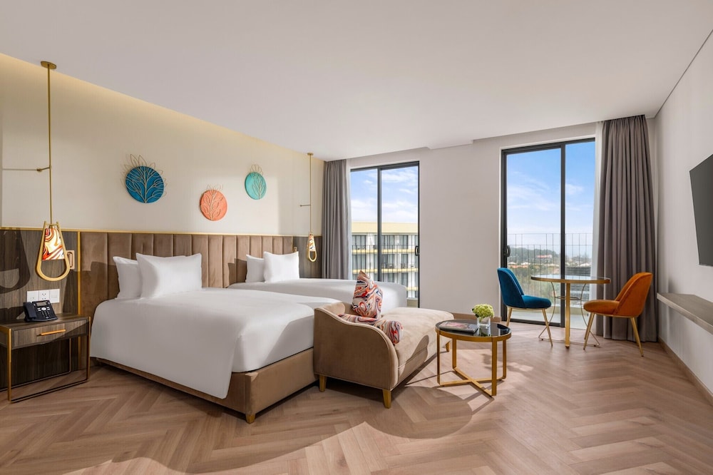 Premium Twin Room, 2 Twin Beds - Photo 1