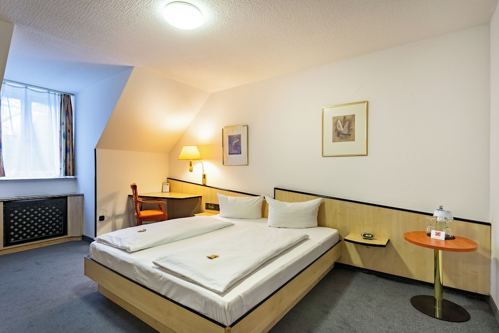 Comfort Room - Photo 3