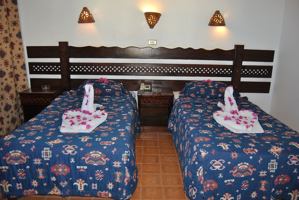 Comfort Triple Room, Sea View (Daniela village pool view ground flr) photo 3