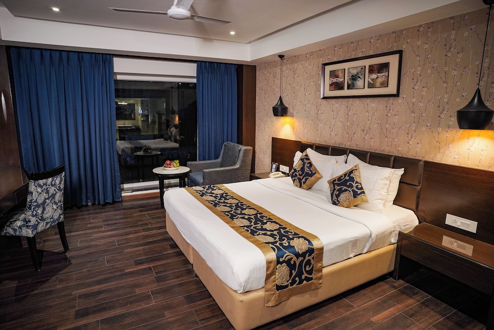 Executive Double Room, 1 King Bed photo 3