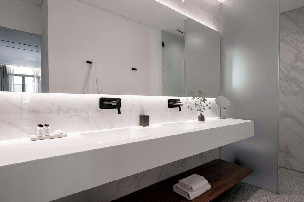 Executive Suite photo 3