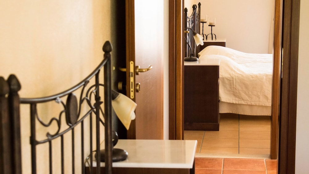 Luxury Villa, 6 Bedrooms, Valley View photo 3