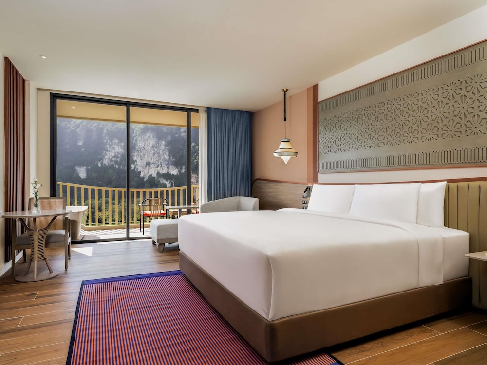 Premier Room, 1 King Bed