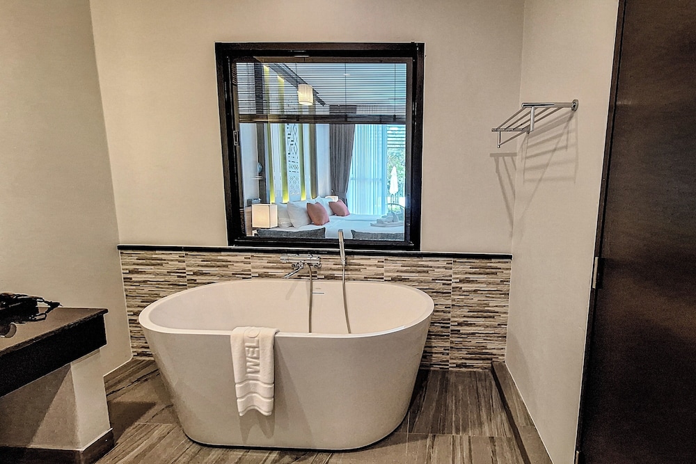 Deluxe Twin Room - Photo 7