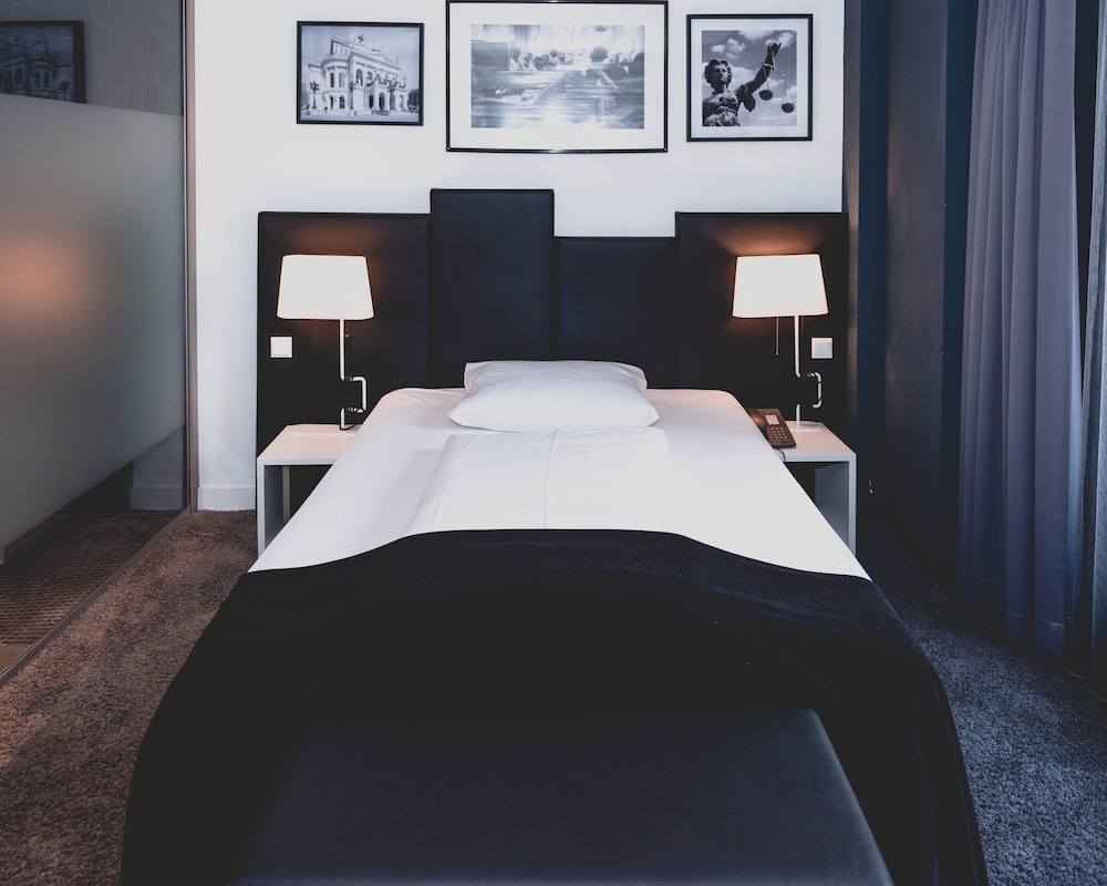 Single Room photo 1