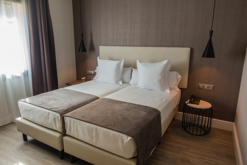 Superior Double Room Single Use (Exterior)