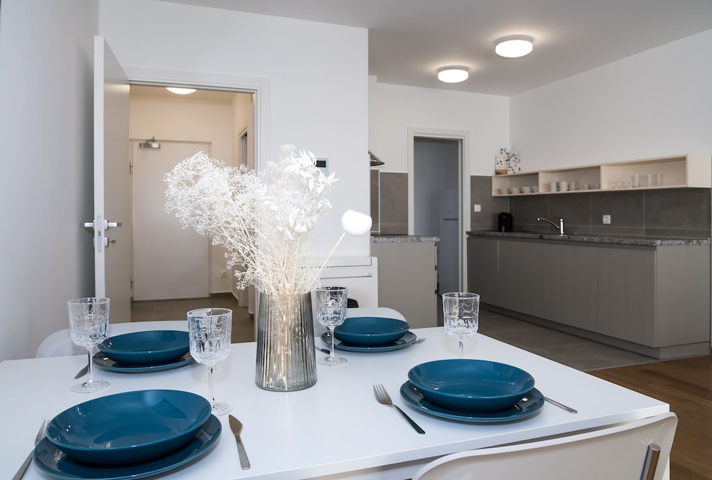 Superior Apartment photo 2