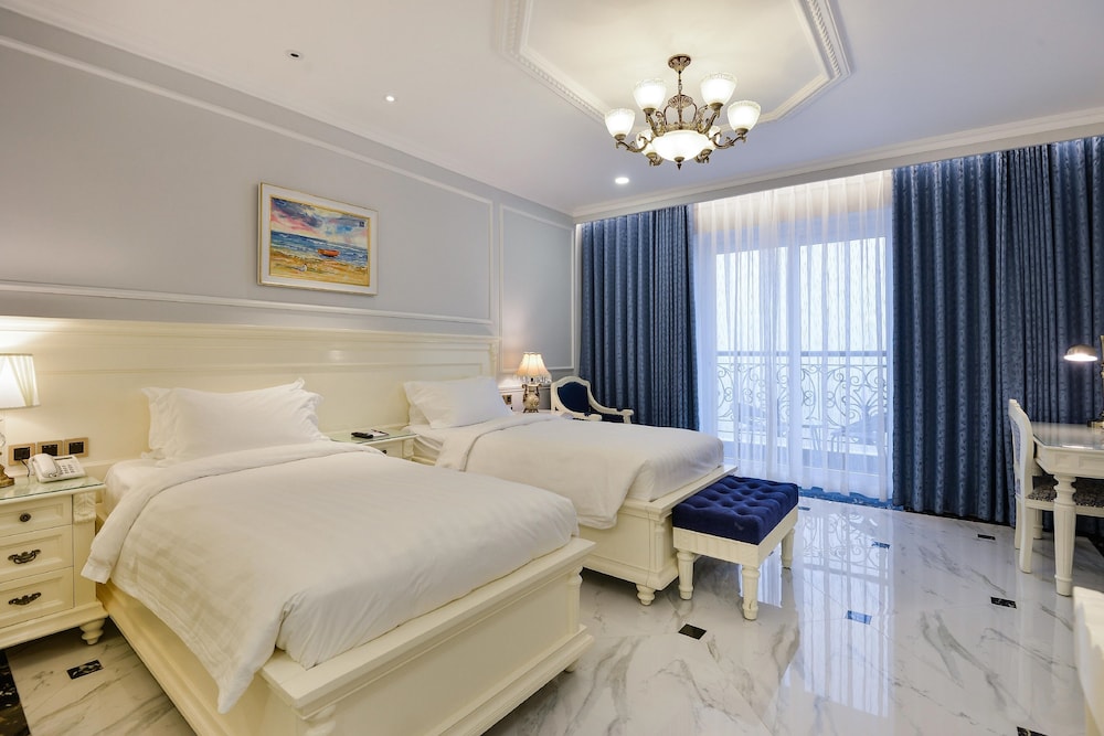 Premium Deluxe Twin Ocean View