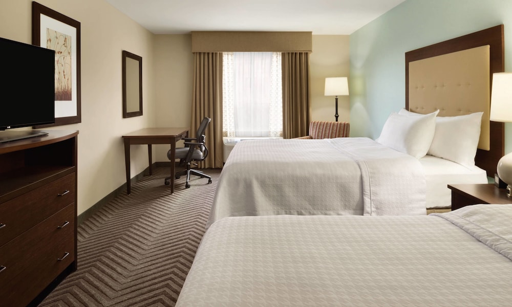 Suite, Multiple Beds, Accessible photo 2