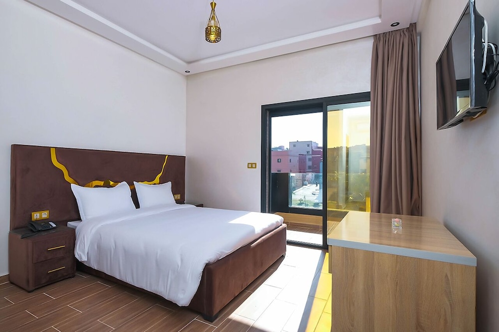 Single Room, Balcony, City View