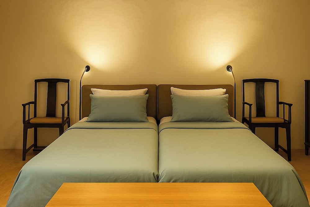 Deluxe Studio Suite, Patio, Garden View
