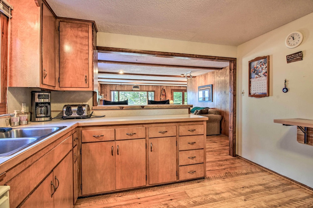House (4 Bedrooms) photo 2