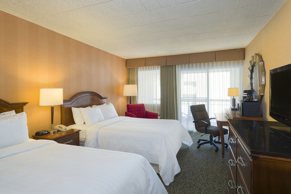 Deluxe Room, 2 Queen Beds - Photo 1