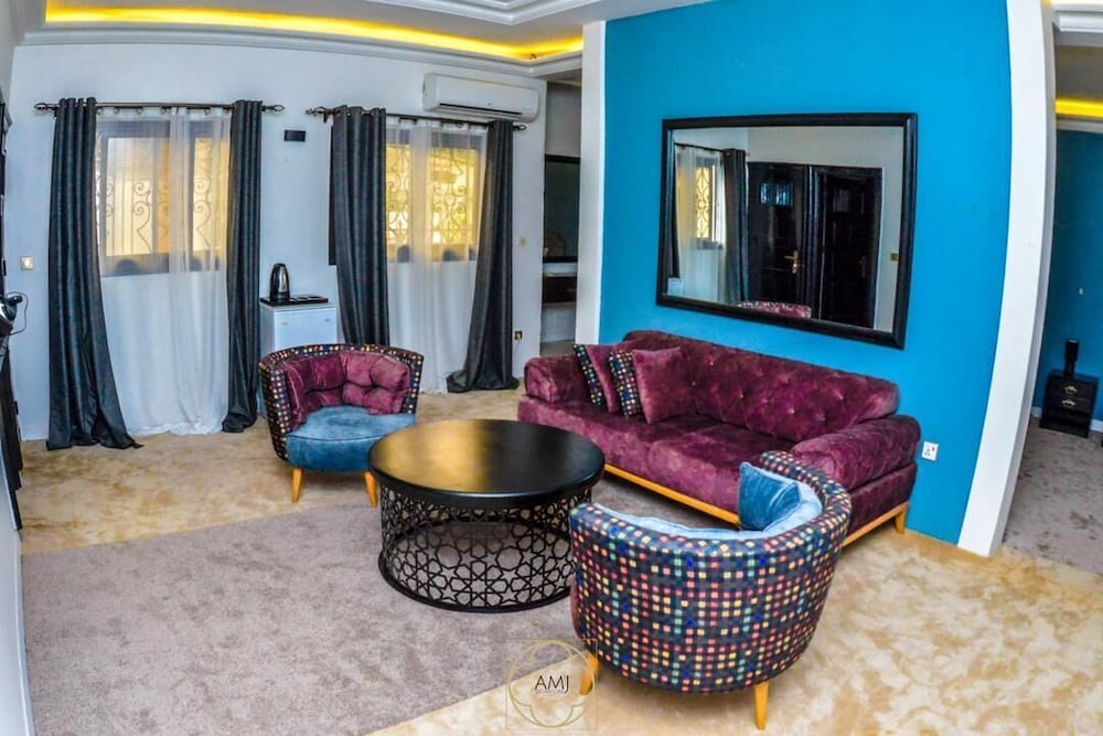 Luxury Room