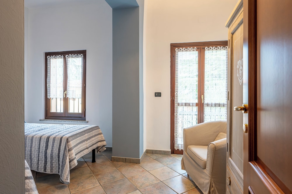 Standard Apartment, 2 Bedrooms, Balcony, Vineyard View photo 1