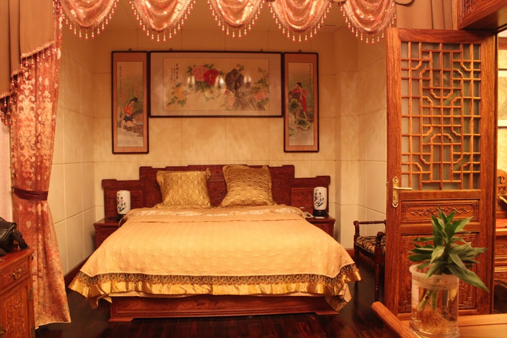 Deluxe Suite photo 1