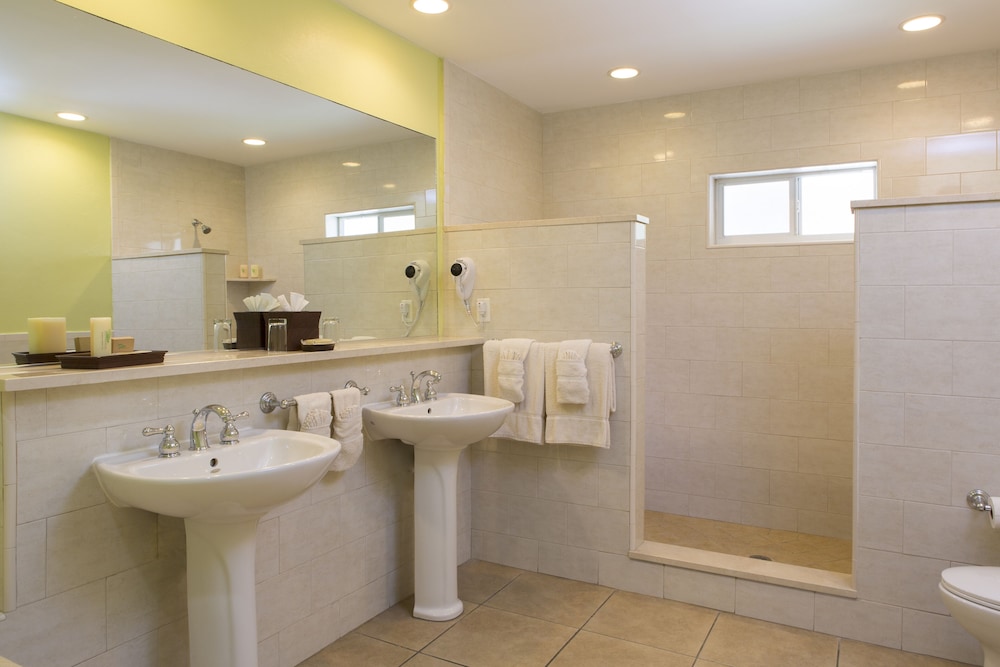 Royal Suite photo 2