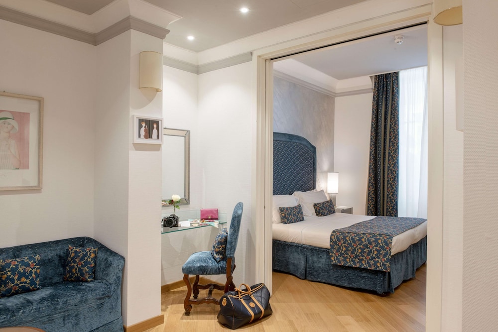 Premium Suite