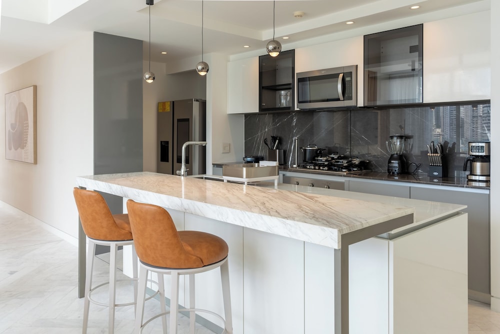 Luxury Apartment, City View photo 3
