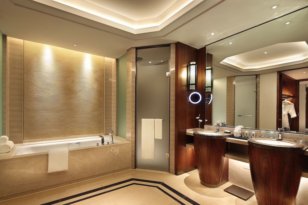 Suite, 2 Bedrooms, Club Lounge Access (Lounge Access) photo 3