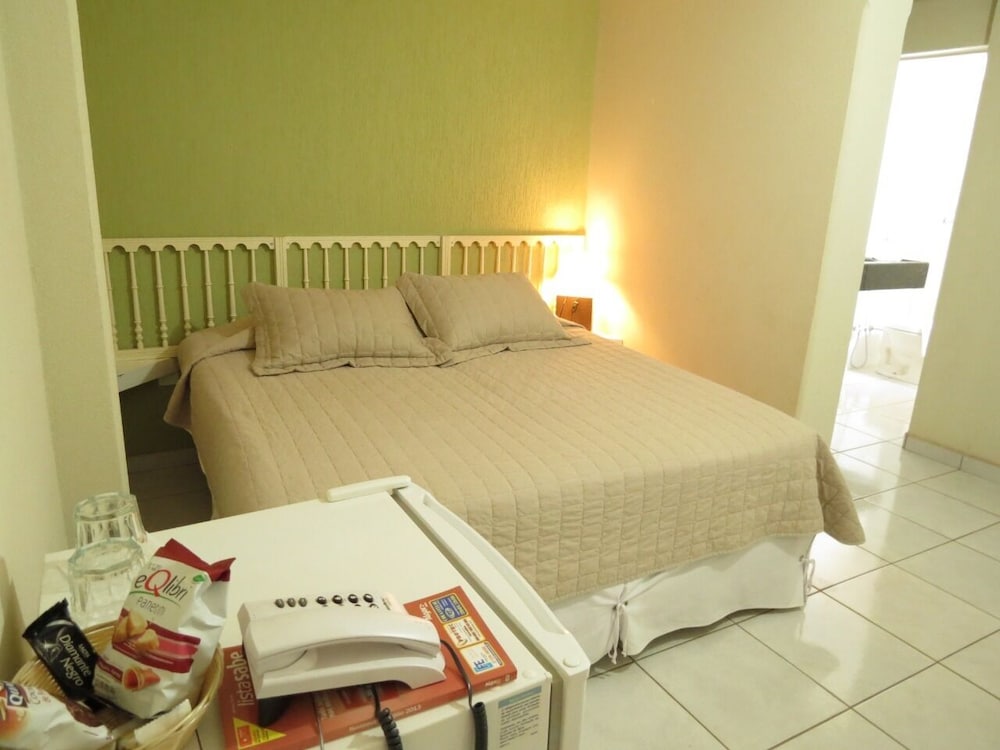 Deluxe Room, 1 Bedroom - Photo 4