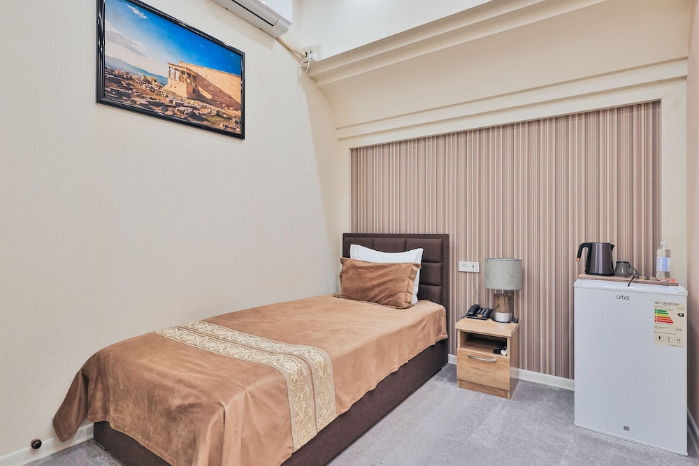 Economy Single Room