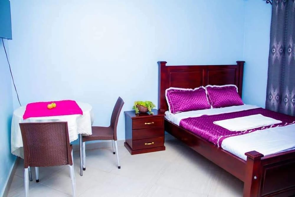 Basic Double Room photo 3