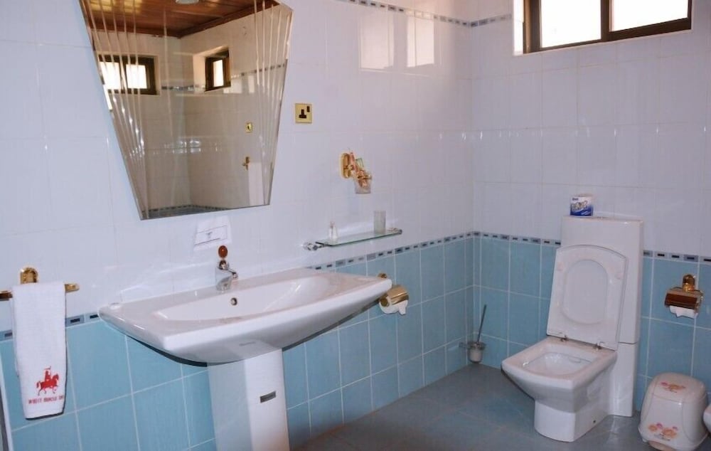 Standard Twin Room photo 3