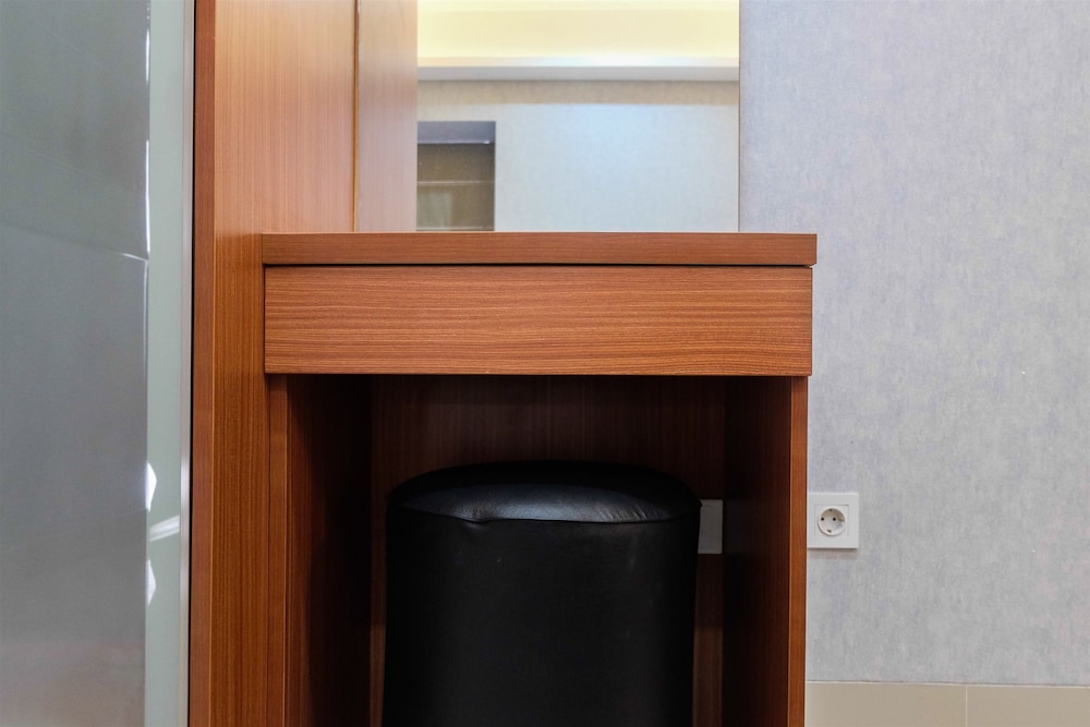Room - Photo 22