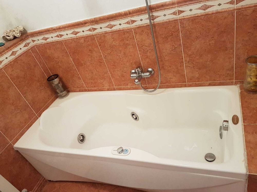 1 Bedroom Suite Jacuzzi Seaview photo 2