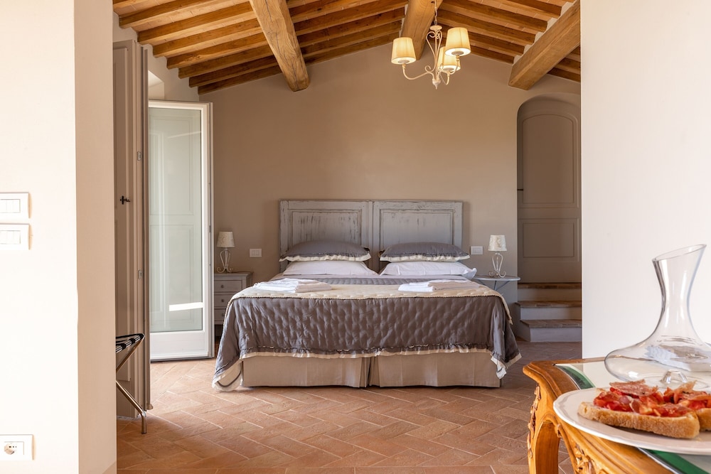 Deluxe Double or Twin Room photo 2