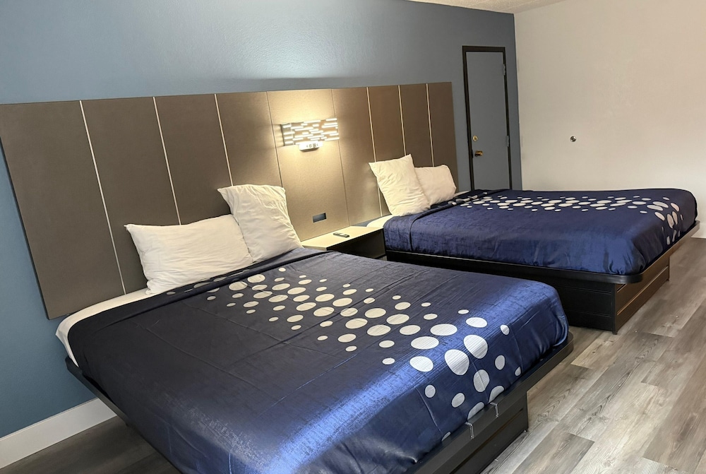 Standard Room, 2 Double Beds, Non Smoking