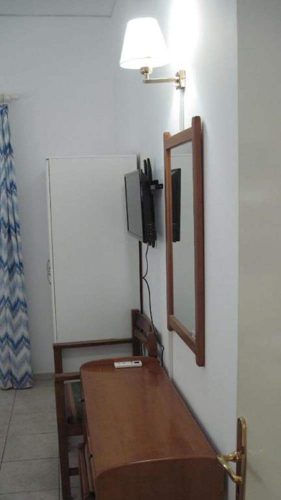 Family Apartment, 2 Bedrooms, Kitchenette, Sea View - Photo 15