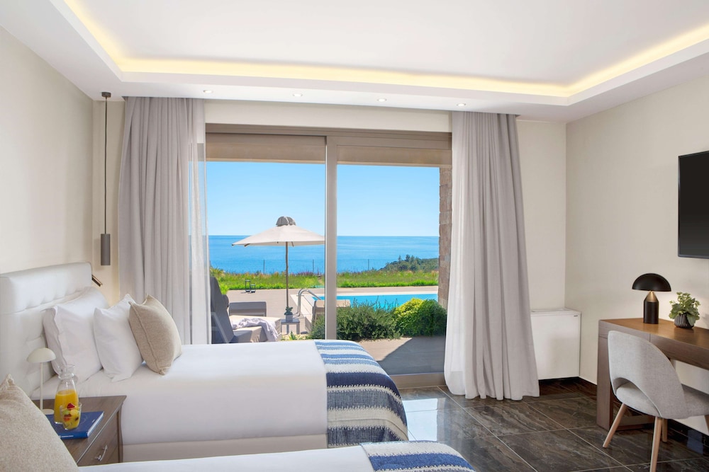 Royal Villa, 2 Bedrooms, Private Pool - Photo 7