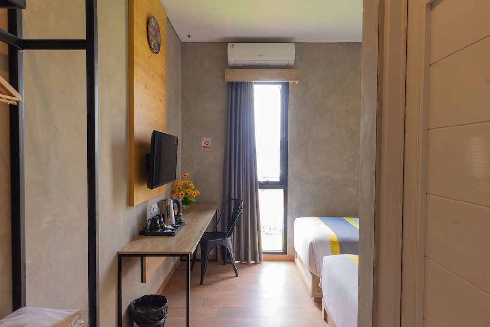 Deluxe Twin Room - Photo 19