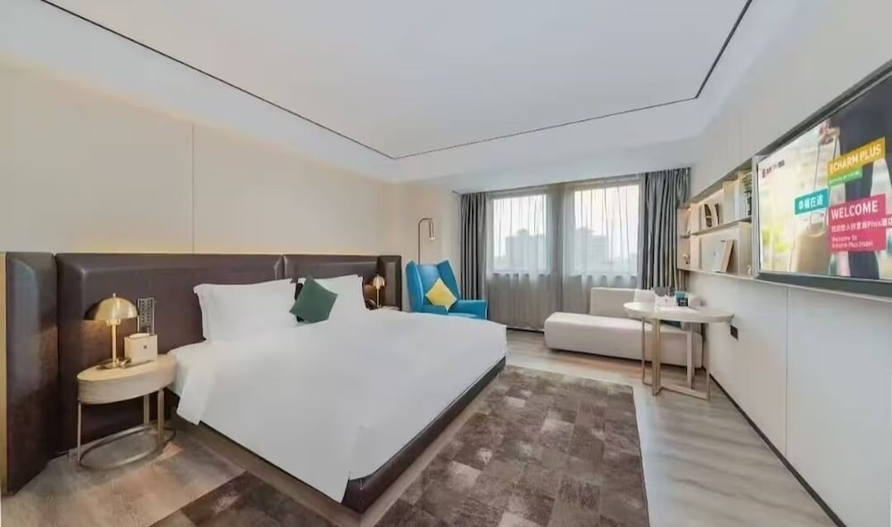 Standard Double Room, City View