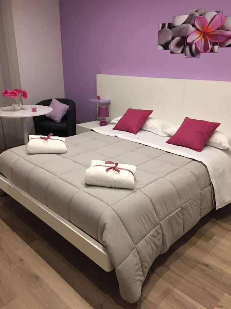 Deluxe Room, 1 Queen Bed (Ametista)