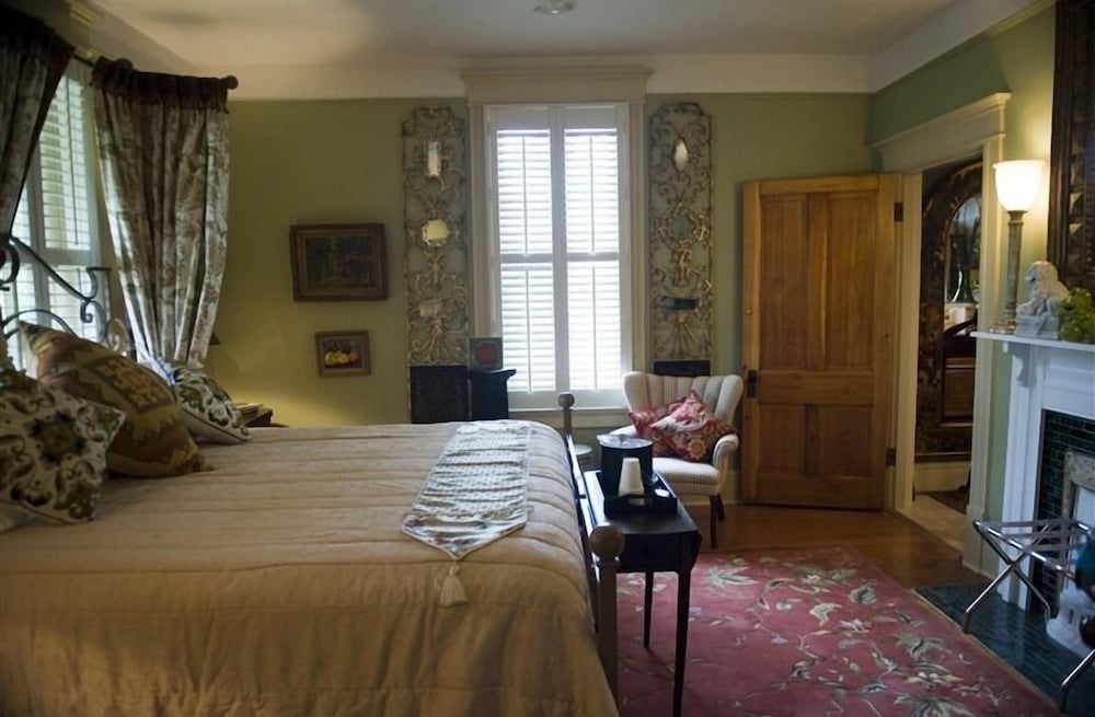 Comfort Room, 1 King Bed