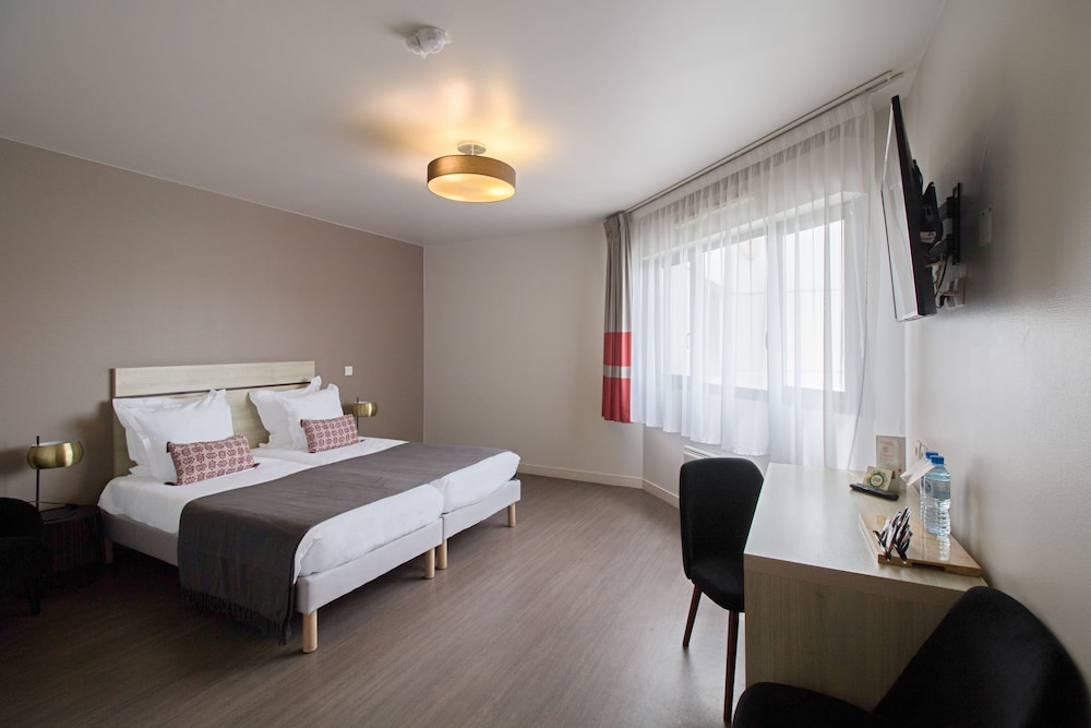 Studio, 2 Twin Beds, Kitchenette - Photo 2