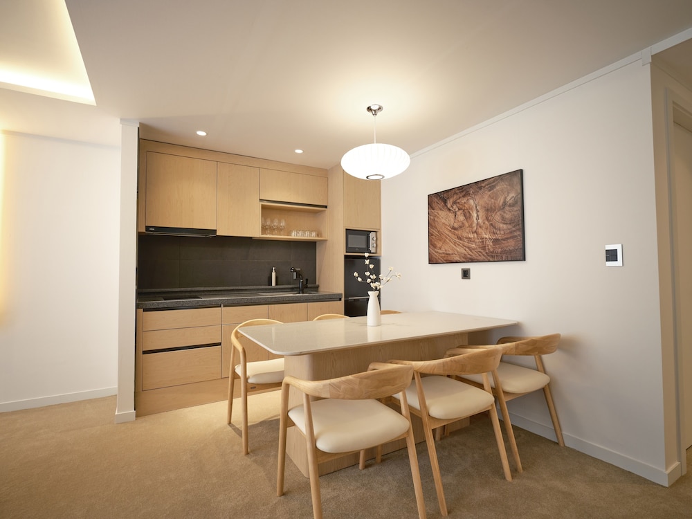 Main Grand Suite - Private Floor - Photo 15