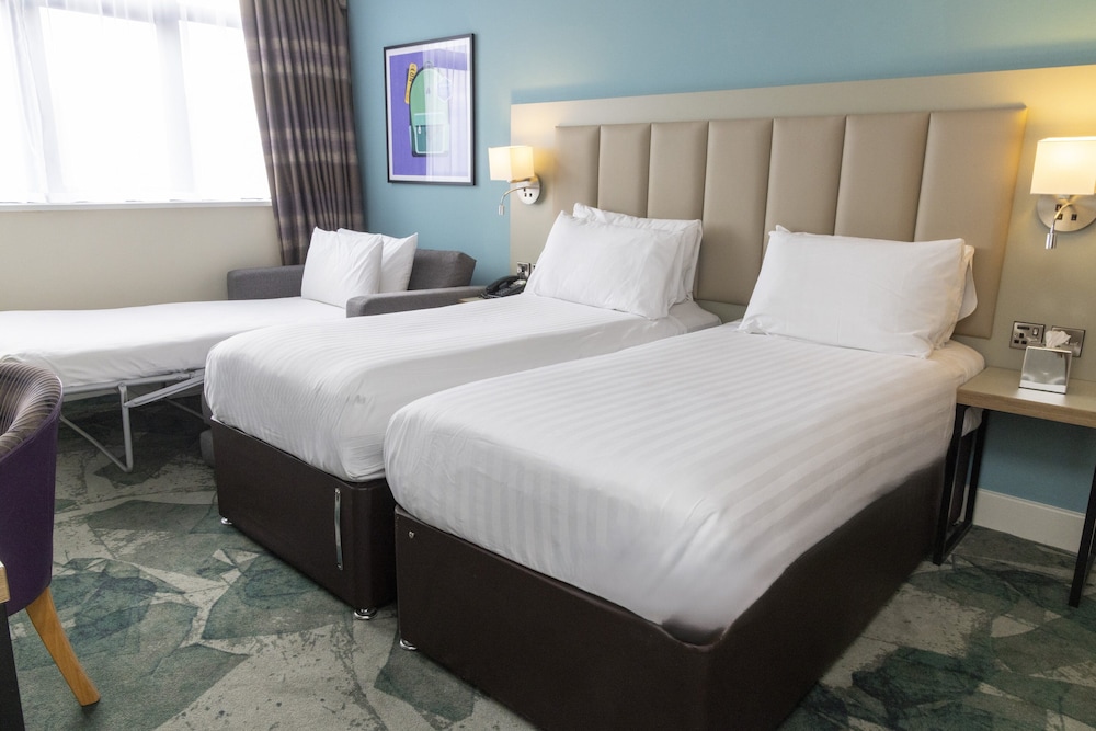 Standard Room, Multiple Beds - Photo 2
