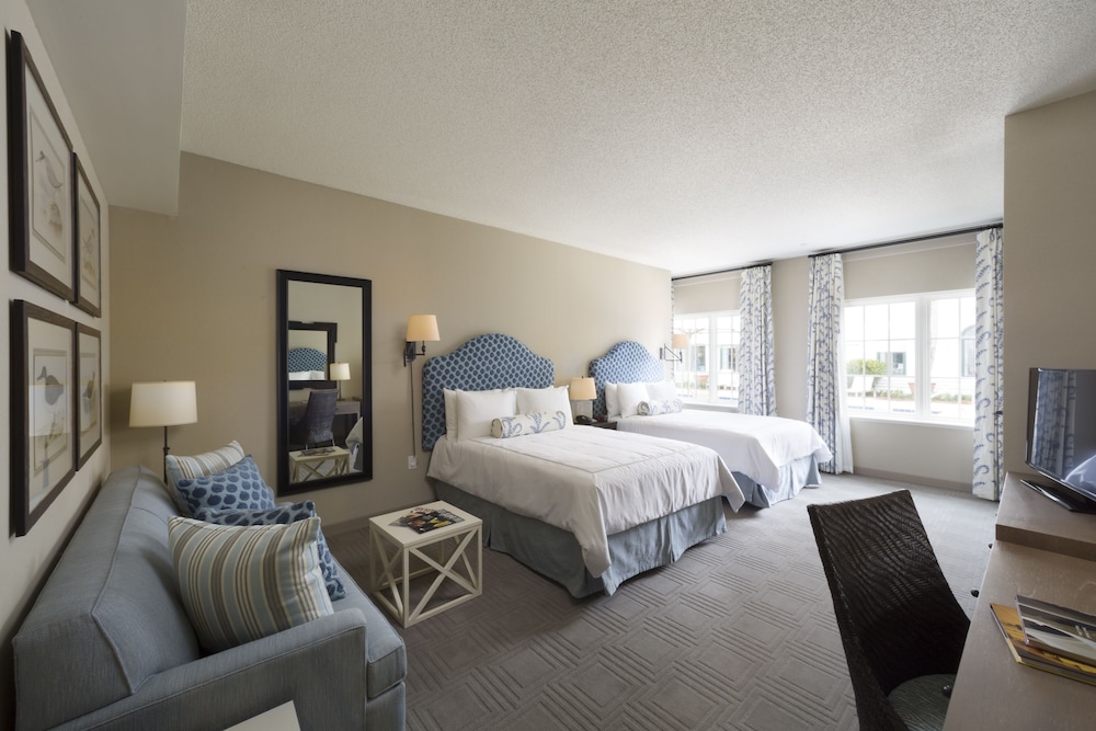Room, 2 Queen Beds, Accessible (2 Queen, Accessible, No Resort Access) photo 2