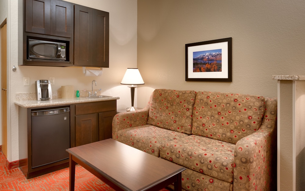 Suite, 2 Queen Beds, Accessible (Communications Accessible) - Photo 1