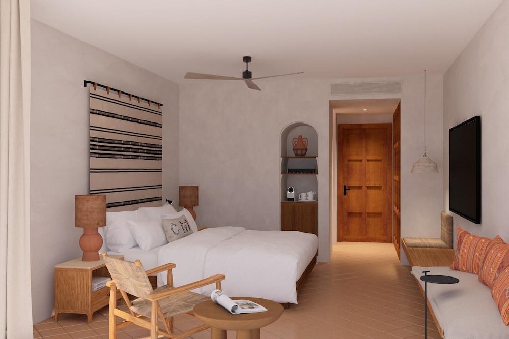 Exclusive Adult Sea View Suites-with Premium Perks (aged 16+) - Photo 1