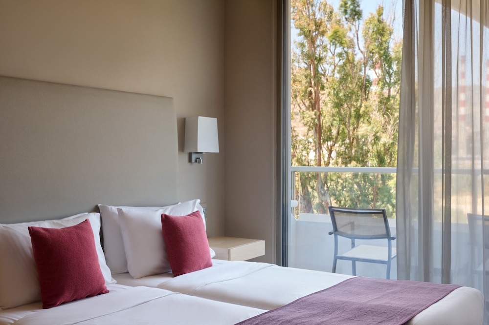 Double Room Inland View for 3 - Photo 4