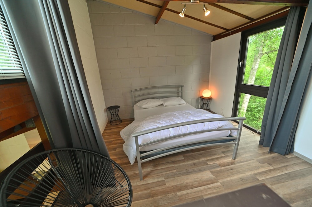 Bungalow photo 2