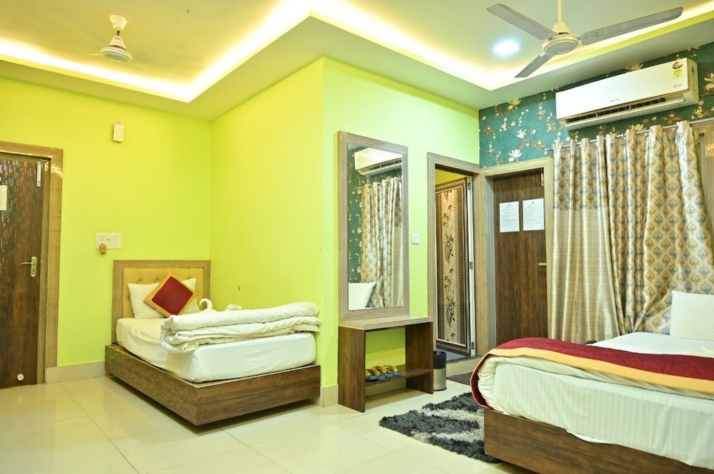 Superior Triple Room