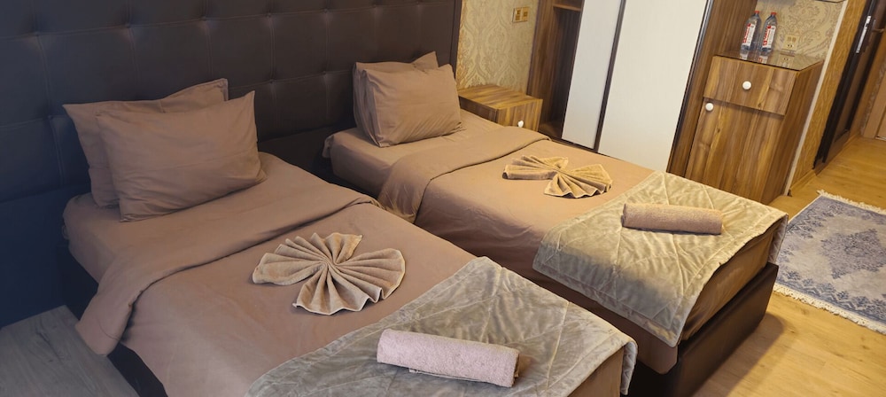 Double Or Twin Room photo 2