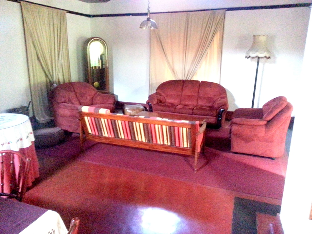 Family Room, 2 Bedrooms